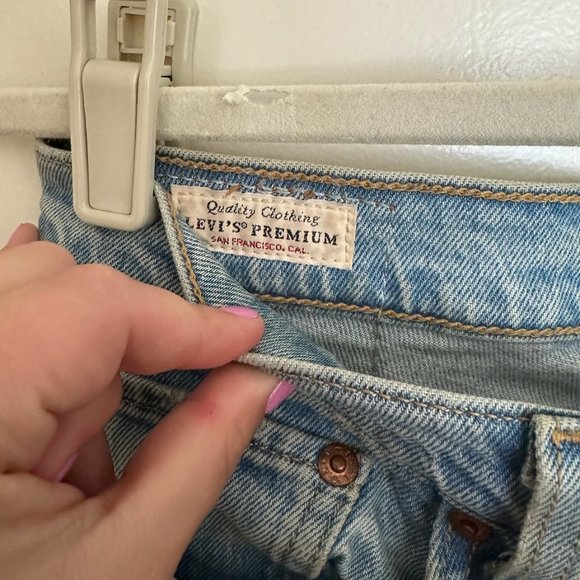 Levi's Premium Wedgie Straight Jeans High Rise Denim Medium Wash - Picture 4 of 5